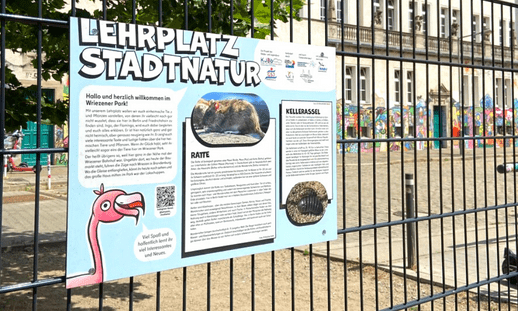 Schild Lehrplatz Stadtntaur im Wriezener Park